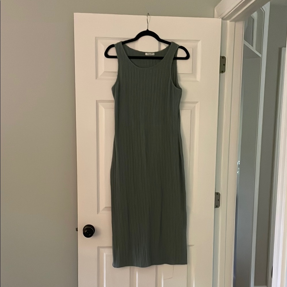 Green Maternity Sleeveless Dress